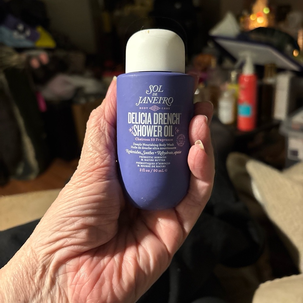 Sol de Janeiro Delicia Drench Shower Oil 90ml.  New!
